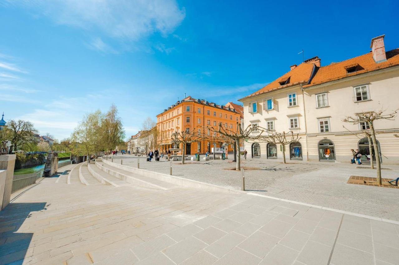 Hostel Hospitality House - H H H Ljubljana Ngoại thất bức ảnh