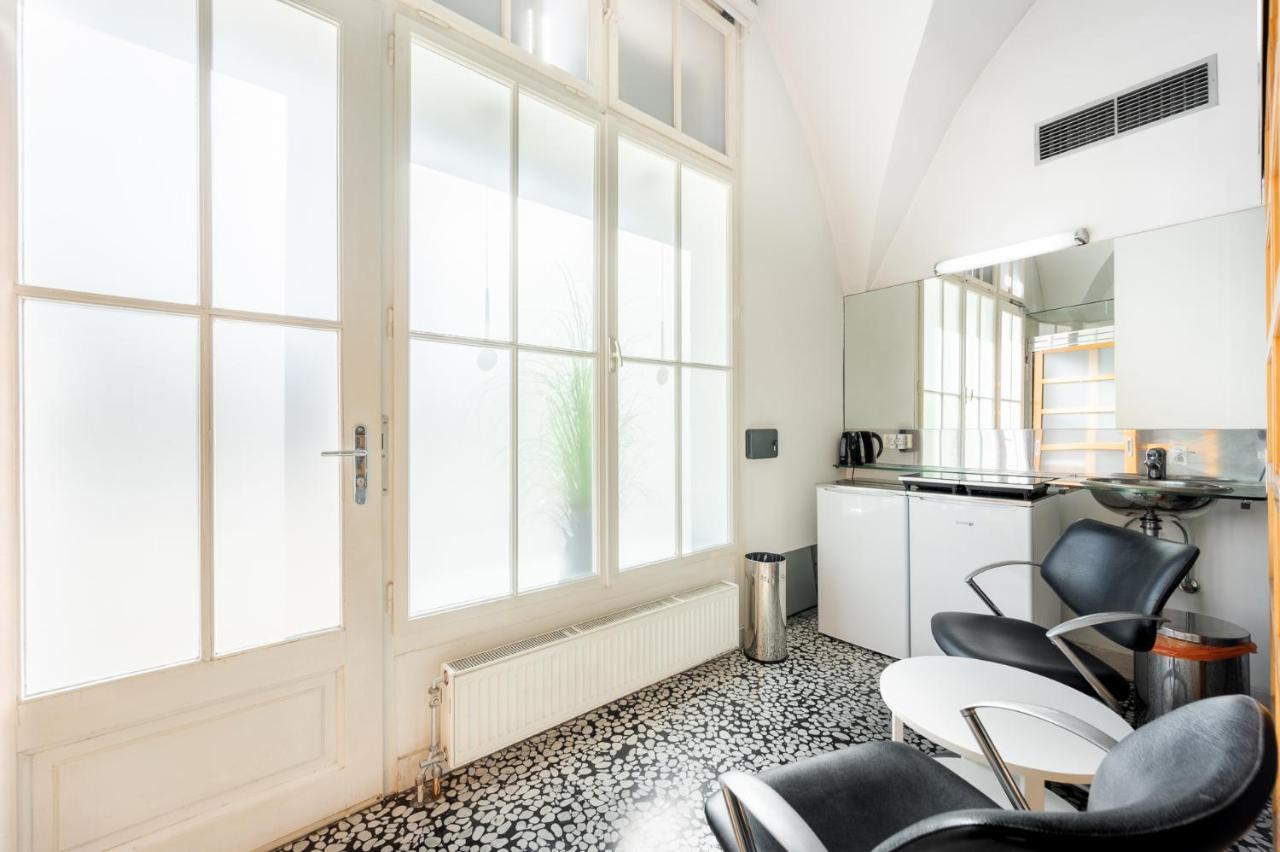 Hostel Hospitality House - H H H Ljubljana Ngoại thất bức ảnh