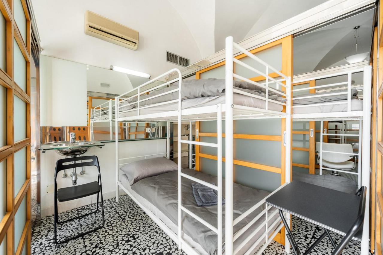 Hostel Hospitality House - H H H Ljubljana Ngoại thất bức ảnh